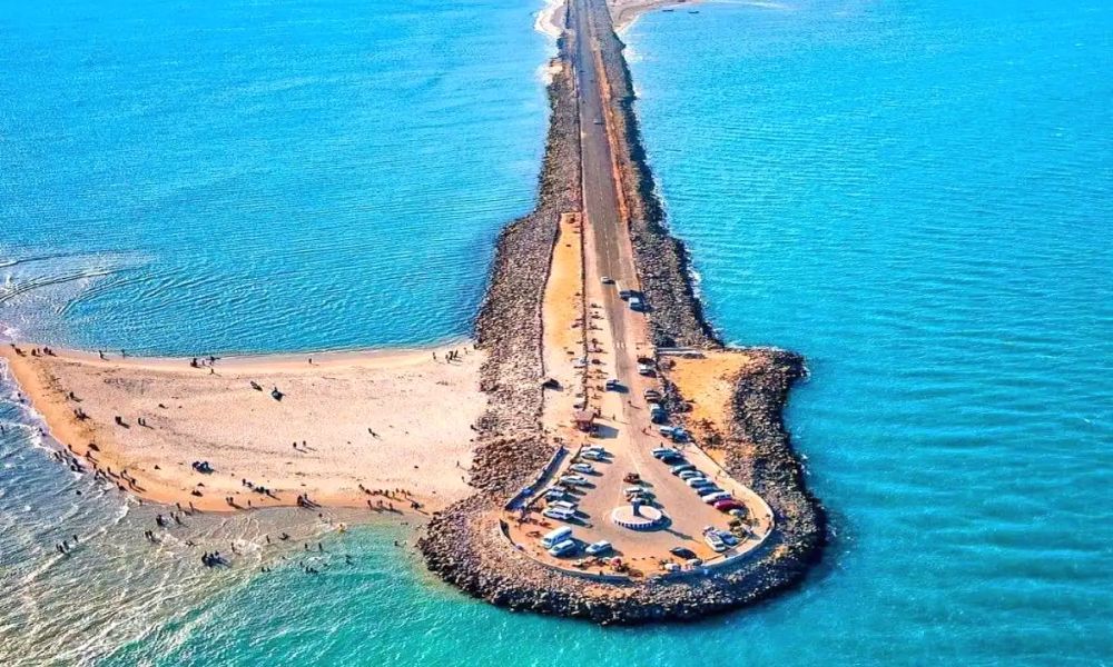 Dhanushkodi Beach