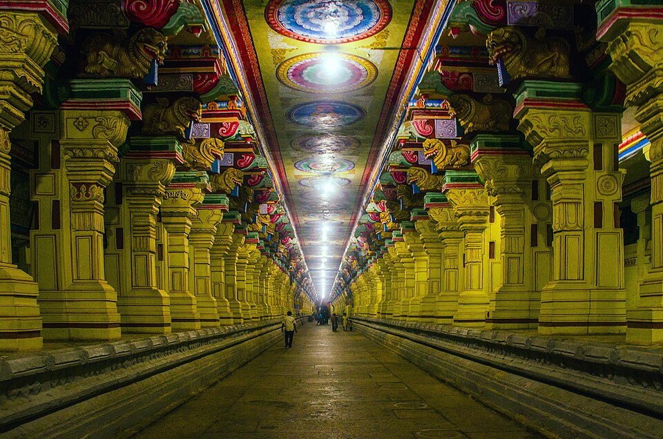 Rameshwaram temple darshan corridor